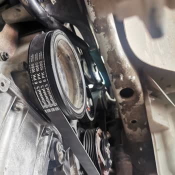 Volkswagen LAND-MER Bornova Oto Özel Servis (hatalı İşçilik)