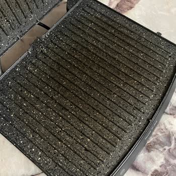 Fakir Taste N Joy Broken Toaster