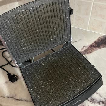 Fakir Taste N Joy Broken Toaster