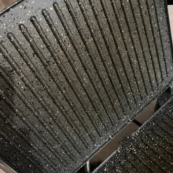 Fakir Taste N Joy Broken Toaster