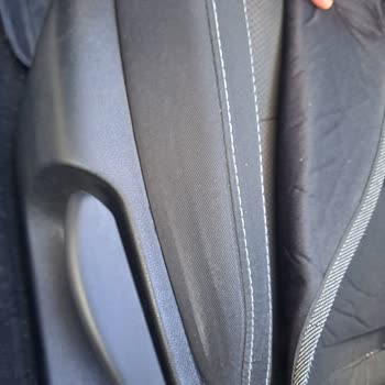 Renault Megane 4 Aracımın Kapı Fitilleri Çökmeleri ve Koltuk Yıpranması