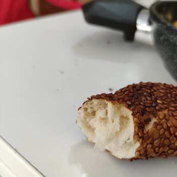 Başkent Ata Fırın Simitte Kıl Çıktı