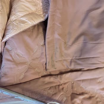 Taç Mağazasında Kirli Ürün Satışı Ve Buna Bağlı İade Kabul Edilmeyişi