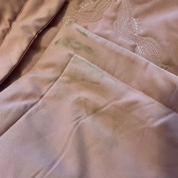 Taç Mağazasında Kirli Ürün Satışı Ve Buna Bağlı İade Kabul Edilmeyişi