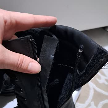 Sole Sisters İlk Giyişte Açılan Ayakkabı