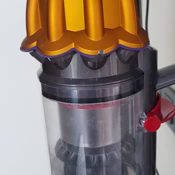 Dyson Süpürge Toz Haznesi Hatası Ve Silikon Kopması