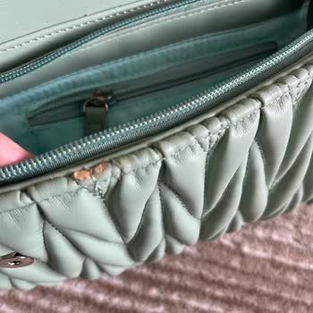 Derimod Toplasanız 10 Kez Takmadığım Çantamın Derisinde Soyulmalar Var