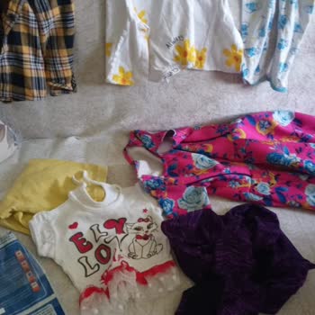 Cocukcakids (Instagram) Aldığımız Kıyafet Yerine Bize Eski Yırtık Kıyafet Yollamışlar