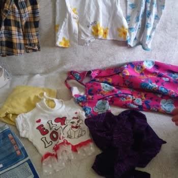 Cocukcakids (Instagram) Aldığımız Kıyafet Yerine Bize Eski Yırtık Kıyafet Yollamışlar