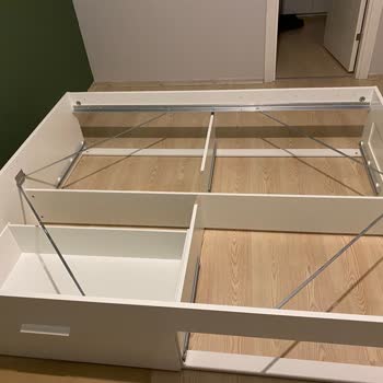 IKEA Brimnes Karyola Lata Ve Kiriş Eksikliği