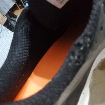 Merrel Marka Ayakkabıda Yırtılma Ve Özensizlik