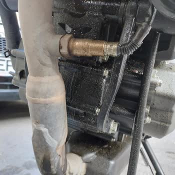 CFMOTO 0 CLX250 Yağ Sızıntısı