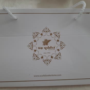 Üç Yıldız Şekerleme SKT Ve ÜT Belirtmeden Ürün Satıyor