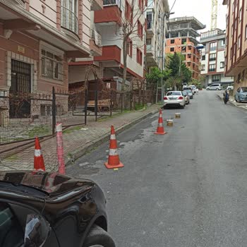 İstanbul Büyükşehir Belediyesi (İBB) Şahsi Olmayan Bir Yola Duba Konması