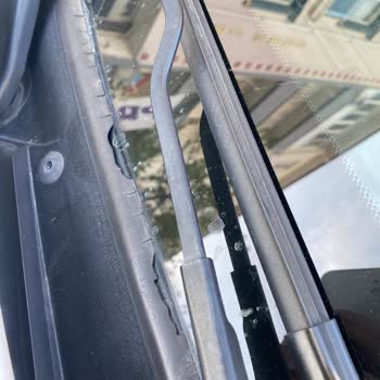 BMW F20 8 Yaşında Aracımın Fitilleri Çürümeye Başladı.