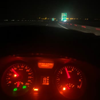 Renault Megane 2 Vites Kutusu Uyarısı