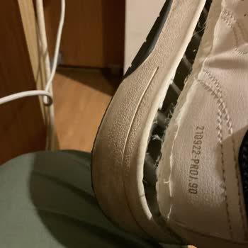 The Soles of My Bershka Shoes Came Out, Couldn't Walk With Them