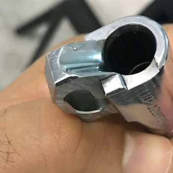 Sarsılmaz Silah Sarsılmaz Kılınç 2000 Mega Namlu Yatağımda Derin Bir Çizik Var