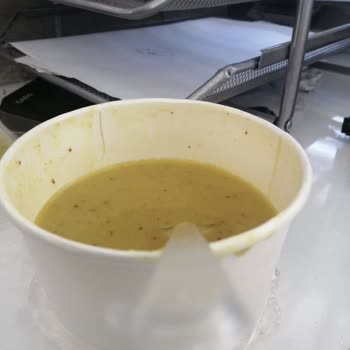 Yunus Emre Yemek (Eskişehir) Çorbamdan Kıl Çıktı