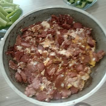 Akşeker Tarım Et Entegre Tesisleri Sucuğun Tadı Ve Kokusu Aşırı Ekşi Olması