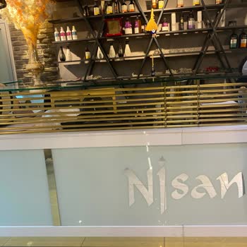 Nisan Kuaför Ümraniye Nisan Çarşı Asık Suratlı Ve İlgisiz Çalışanlar