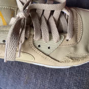 Nike Air Max 90 Model Ayakkabı Üst Dikişleri Söküldü