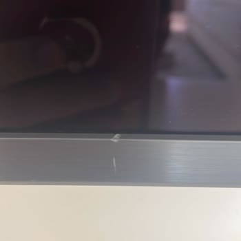 Samsung 50QN90B 50 İnç 125 Ekran TV Ön Panel Çizikleri (sıfır Ürün)