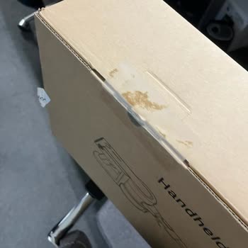 N11.com - Sendeo İş Birliği İle Açılmış Koli