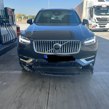 Volvo XC90 Model: Persistent Bumper Issues and Disappointing Customer Treatment