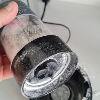 Arzum Ar1166 Bıçak Kısmından Sızdırma