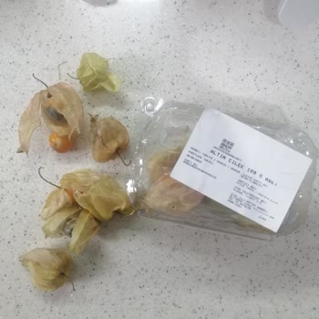 Cepa AVM Migros, Pakette Küflü Altın Çilekler