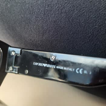 Emporio Armani Güneş Gözlüğü Camları Bozuldu
