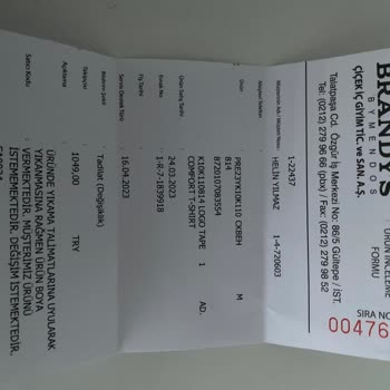 Brandy's Calvin Klein Siyah T-Shirt'te Yaşanan Sorun