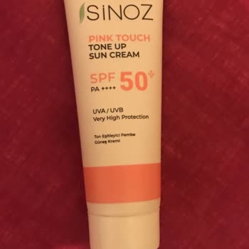 Sinoz Pembe Güneş Kremi Bozuk Çıktı