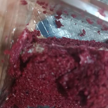 Şok Marketler Lezztat Kadife Tatlısı Küflenmesi