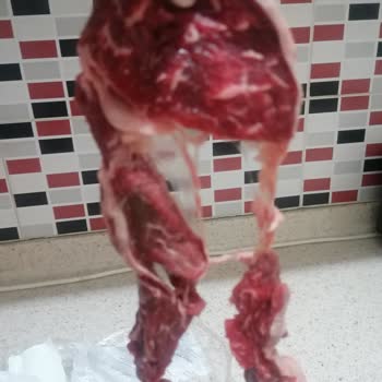 Köfteci Yusuf Biz Cevahir Şubesi Kalitesiz Et Ve Hizmet