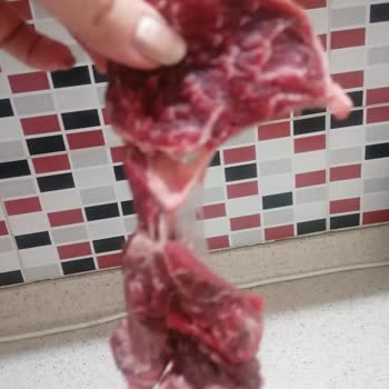 Köfteci Yusuf Biz Cevahir Şubesi Kalitesiz Et Ve Hizmet