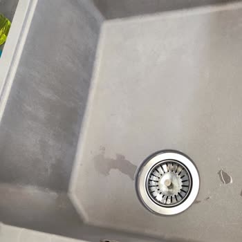 Franke Haziran 2021'de Aldığım Granit Evye Dalgalı Şekilde Matlaşma Yaptı