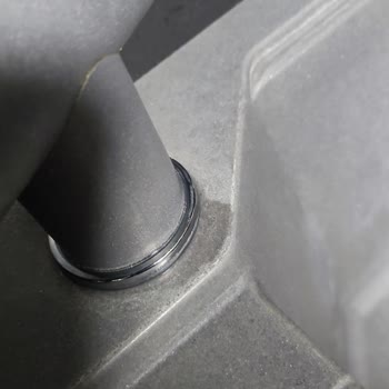 Franke Haziran 2021'de Aldığım Granit Evye Dalgalı Şekilde Matlaşma Yaptı