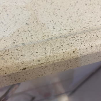 Calisco Kuvars Tezgahım Çatladı, Muhatap Bulamıyorum