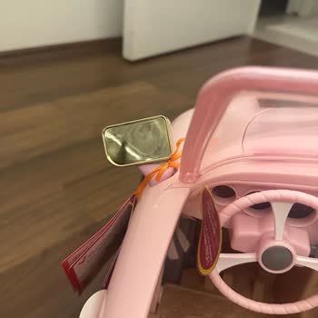 Kırık Araba Isabel Abbey!