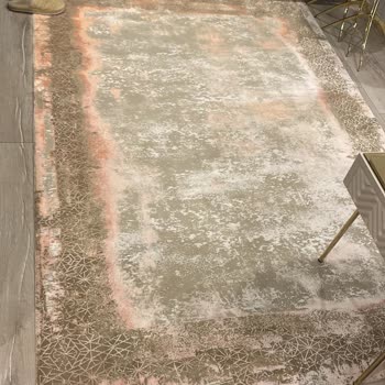 Pierre Cardin Halı Halımın Rengi Değişti