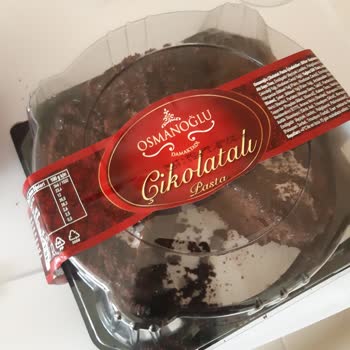 BİM'den Aldığım Çikolatalı Tatlı Kötü Kokuyor