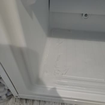 Beko Buzdolabı Su Akıtıyor Buzlanma Yapıyor