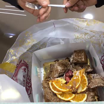 Kader Pastanesi'nden Alınan Pastanın Bozuk Olması