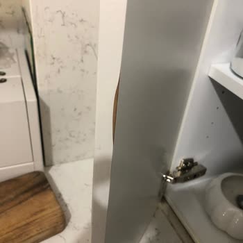 Vitra Dolaplardaki Deformasyon Ve İlgisizlik