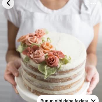 Charlotte Pastanesinin Yaptığı Özel Gün Pastaları