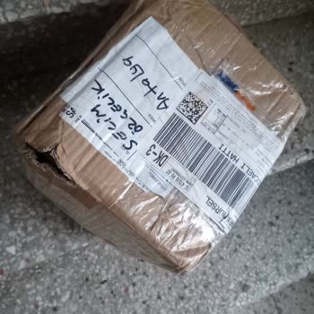 MNG Kargo Kuryenin Özensiz Çalışması Kargoya Zarar Vermesi