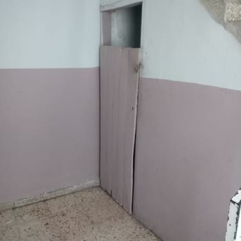 MNG Kargo Kuryenin Özensiz Çalışması Kargoya Zarar Vermesi