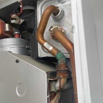 Baymak Kombi Boru Yıpranması